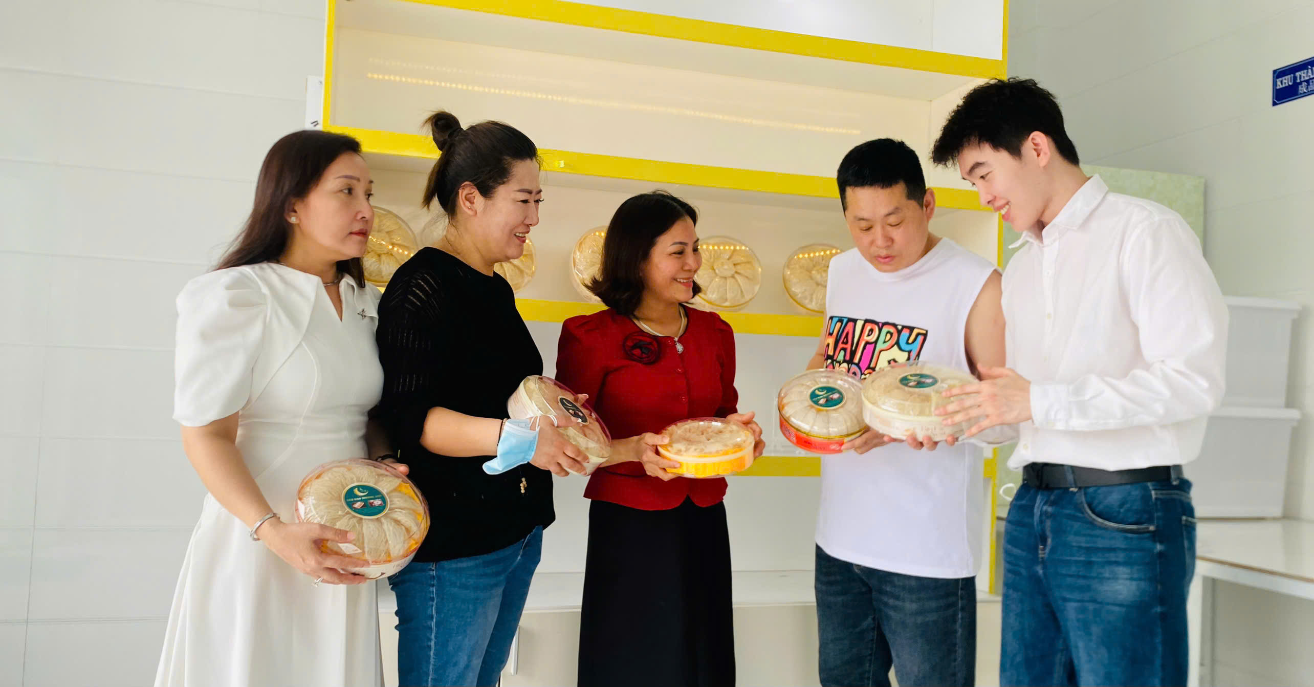 Hoạt động hội nghị